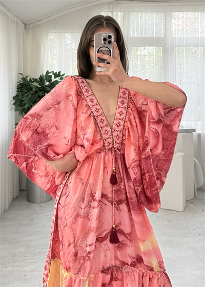 Vanessa Etnik Desen Pembe Yarım Kol İpek Elbise 
