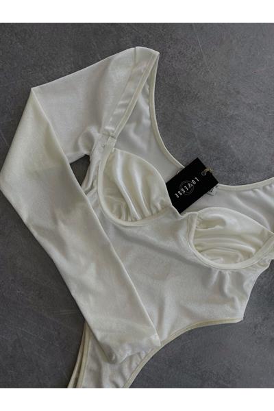 Yaka Detay Çıtçıtlı Body