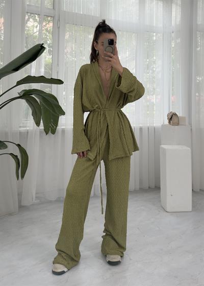 Yumi Yağa Yeşili Örme Kimono Takım