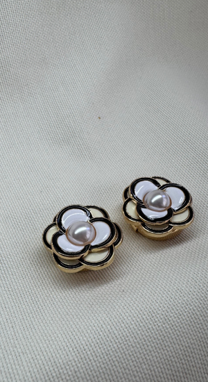Ortası İncili Çiçek Cufflink (Düğme Broşu)
