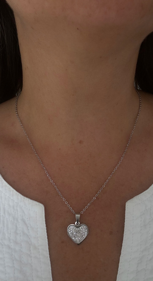 Çelik Minik Taşlı Kalp Kolye