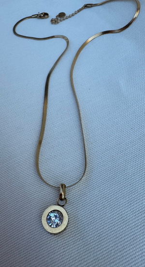 Çelik Tek Taş Kolye