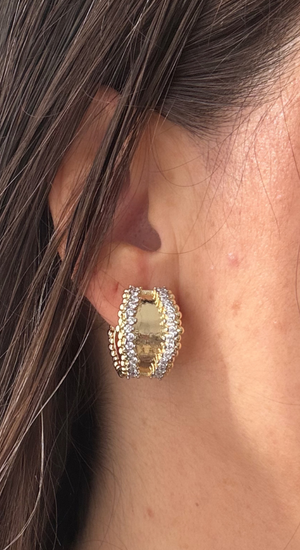 Kalın Plaka Taşlı Halka Küpe