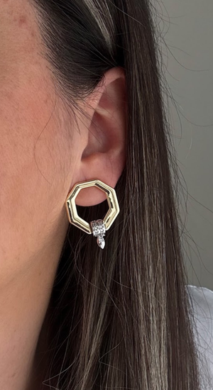 Melis Modeli Çokgen Taşlı Küpe