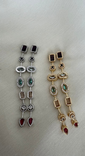 Melis Modeli Renkli Taşlı Sallantılı Küpe