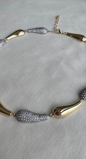 Özel Seri Damla Modeli Çift Renk Taşlı Kolye