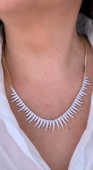 Özel Seri Marka Taşlı Kolye