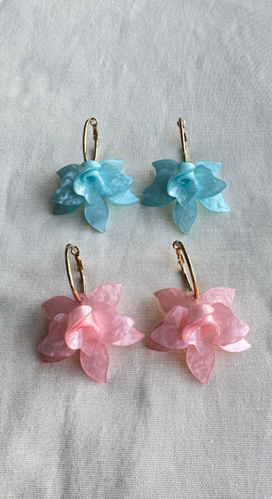 Sallantılı Çiçek Halka Küpe