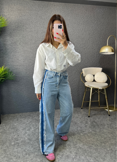 Mavi Yıkamalı Yan Detaylı Denim 