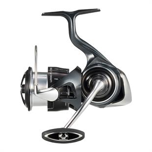 DAIWA LUVIAS 24 PC LT 3000 MAKARA