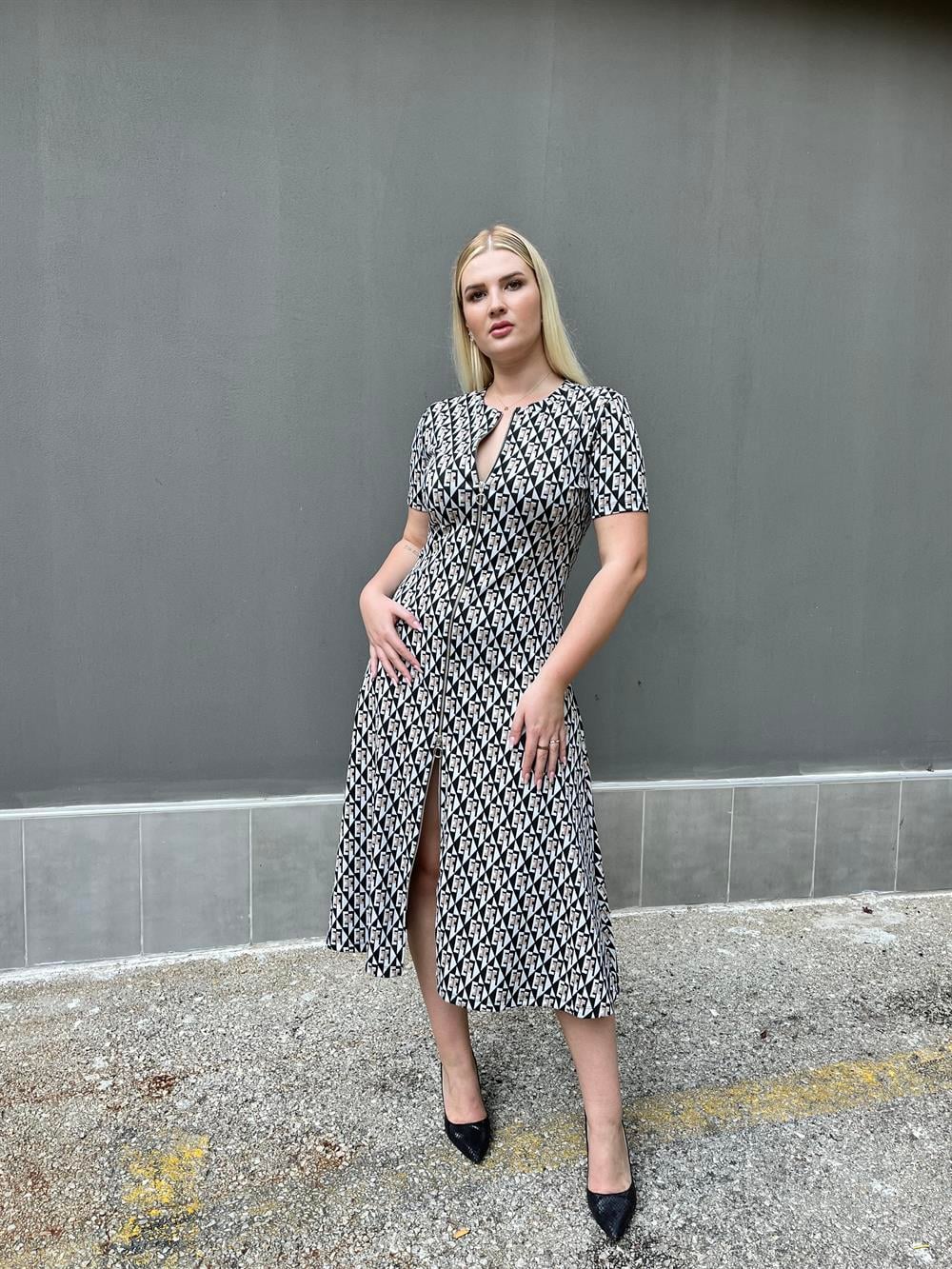 Çift Taraflı Açılabilen Önden Fermuarlı Ince Triko Elbise 