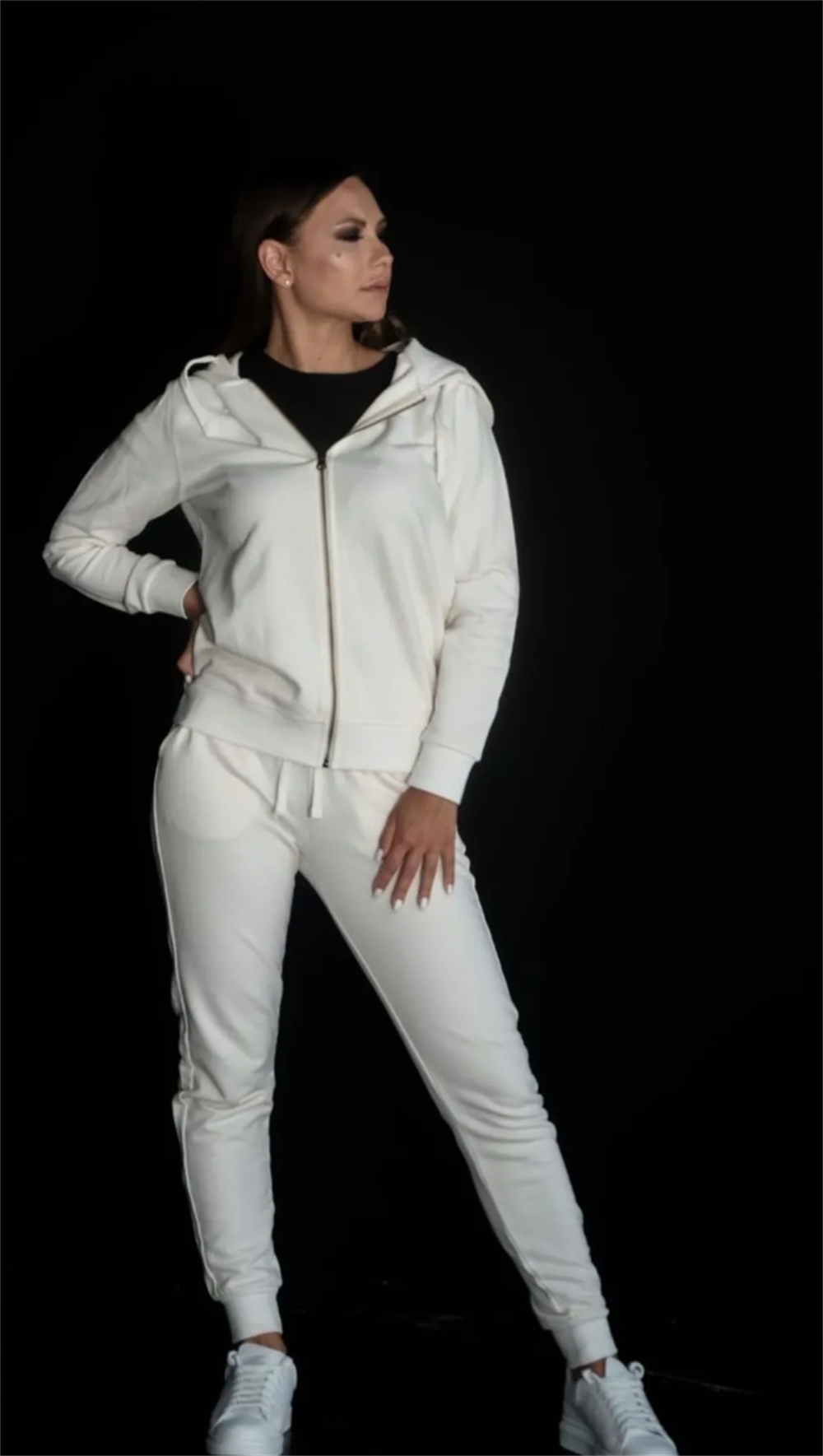 Fermuarlı Krem Sweatshirt