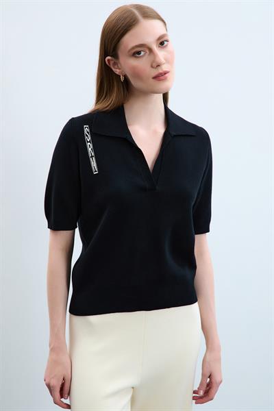 Свитер С Поло Воротником И Печатным Декором Из 100% Органического Хлопка KZK10652 SİYAH