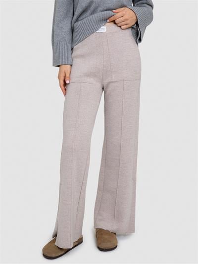 100% безопасно PNT7728BEJ