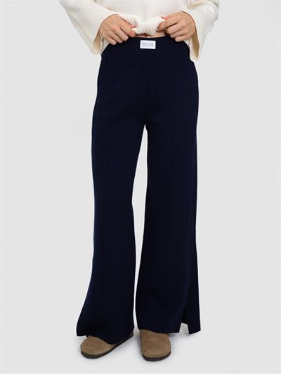 100% безопасно PNT7728LACIVERT