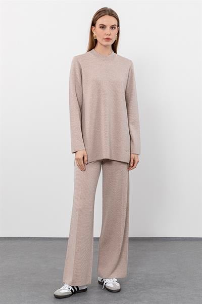 Свитер С Круглым Воротником Из 100% Шерсти С Боковыми Разрезами KZK9792 BEJMELANJ