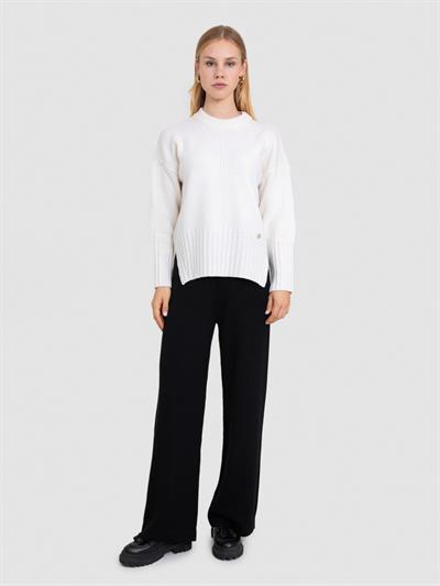 Свитер с круглым вырезом из 100% шерсти KZK7686KEMIK