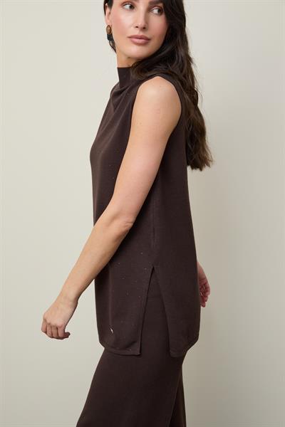 Туника с высоким воротом, мини-пайетками и разрезом TNK12738KAHVE