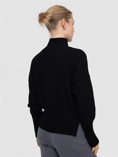 Свитер с воротником и карманом с пайетками KZK7192SIYAH