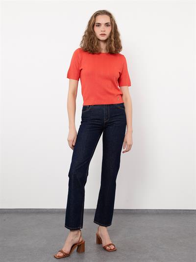 Свитер с круглым вырезом и металлизированной пряжкой KZK9598NARCICEGI