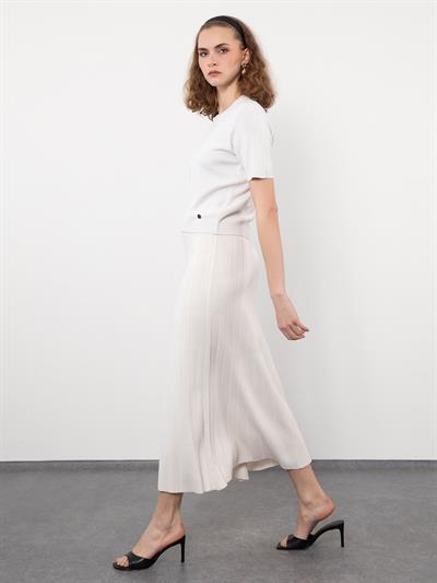 Свитер с круглым вырезом и металлизированной пряжкой KZK9598KEMIK