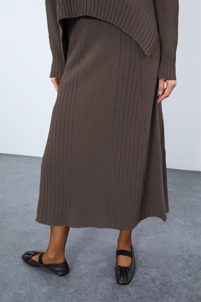 Юбка миди с деталями из смеси кашемира и шерсти. ETK10052KAHVE