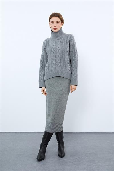Свитер с воротником-водолазкой и узором коса из смеси кашемира. KZK9862GRİ