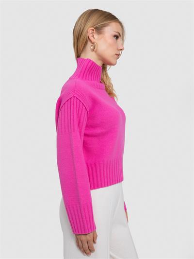 Свитер с капюшоном и реистыми деталями KZK6072KOYUPEMBE