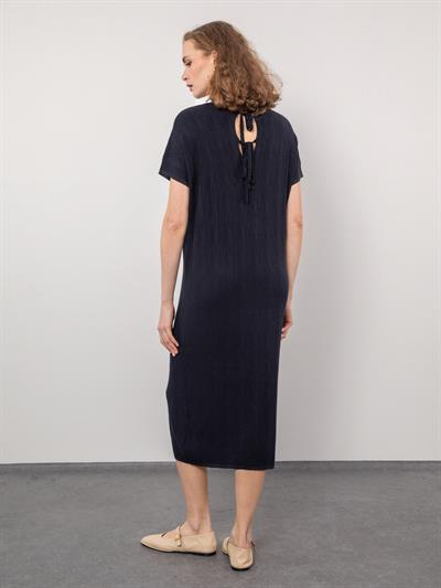 Платье из металлизированной веревки с фактурной деталью на спине ELB9234LACİVERT