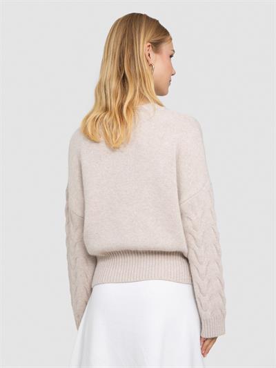 Свитер кабельное вещание KZK8432BEJ