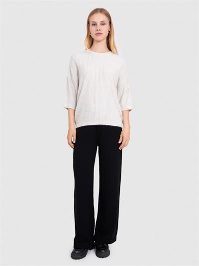 Свитер жёсткой вязки с металлизированной нитью KZK7106KEMIK