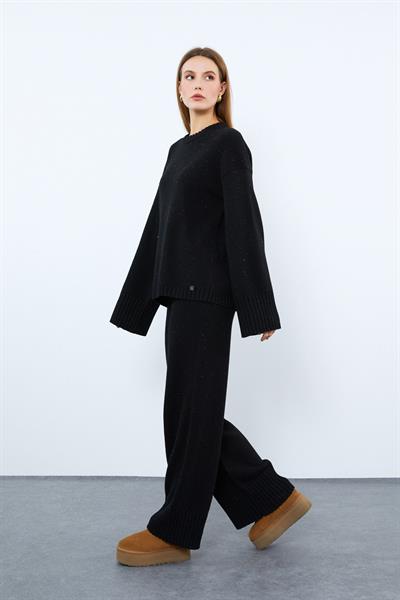 Свитер с круглым вырезом из смеси кашемира и шерсти KZK9856SİYAH