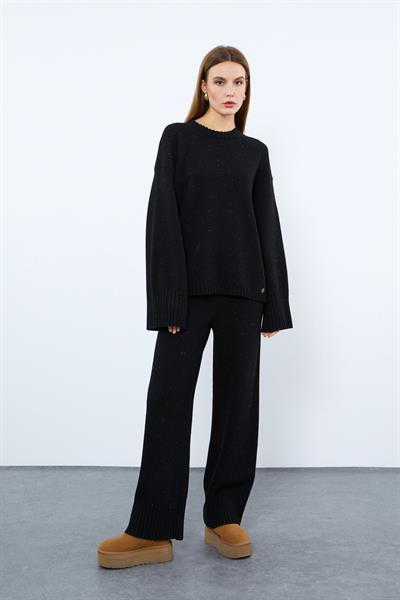 Свитер с круглым вырезом из смеси кашемира и шерсти KZK9856SİYAH