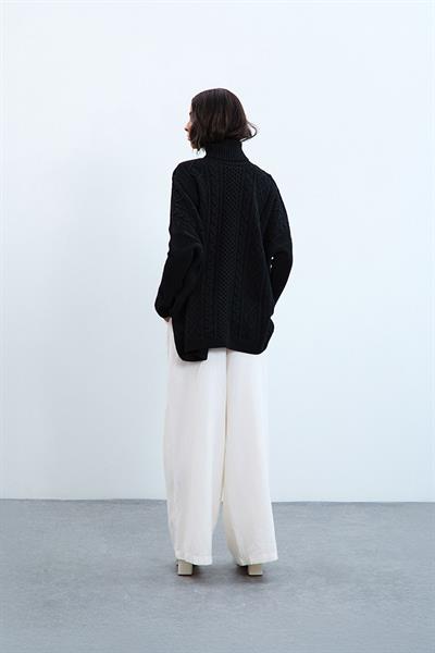 Свитер с высоким воротником, связанный косичками, из смеси кашемира и шерсти KZK10660SİYAH