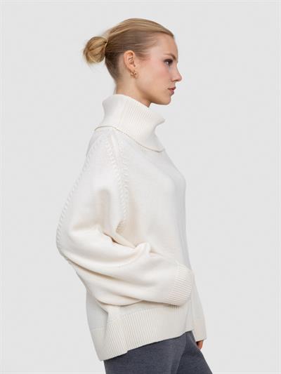 Свитер с ведущим воротником из смесей шерсти и кашемира KZK8216KEMIK