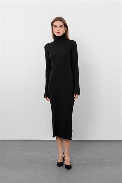 Платье миди с металлическими нитями и рубчиковым воротником- водолазкой. ELB9838SİYAH
