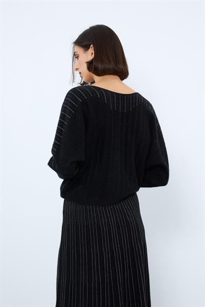 Рифленый свитер с металлическими полосами KZK9768 SİYAH