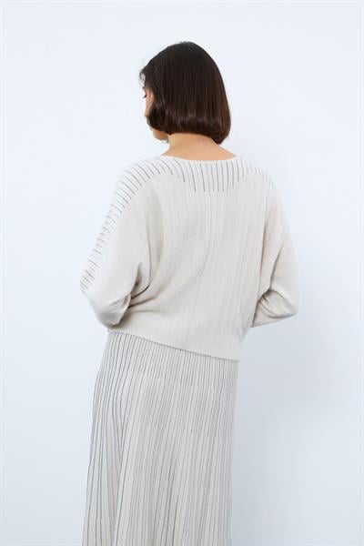 Рифленый свитер с металлическими полосами KZKK9768 KEMİK