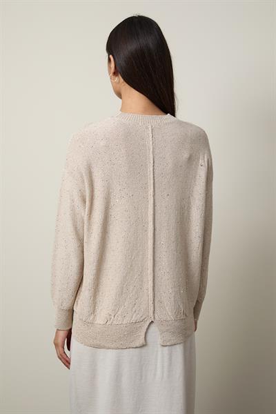 Свитер с круглым вырезом и мини-пайетками