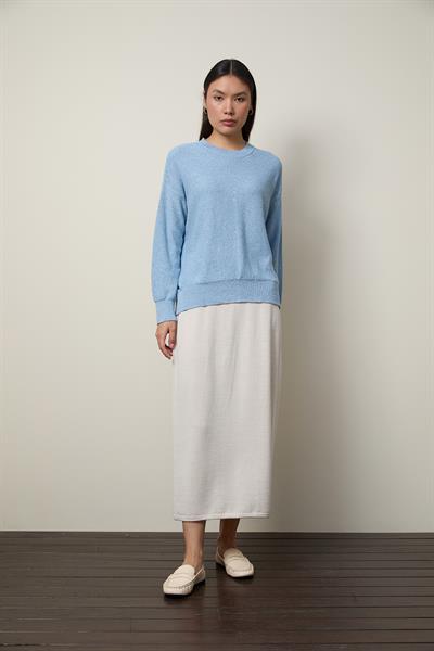 Свитер с круглым вырезом и мини-пайетками