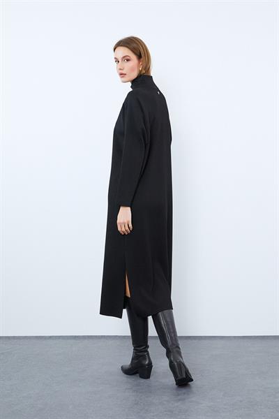 Платье с воротником-водолазкой и разрезами из смеси органического хлопка. ELB9152SİYAH