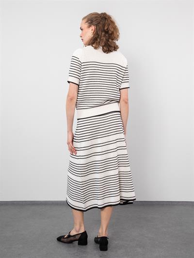 Полосатый свитер из органического хлопка с деталями контрастного цвета KZK9492KEMIK