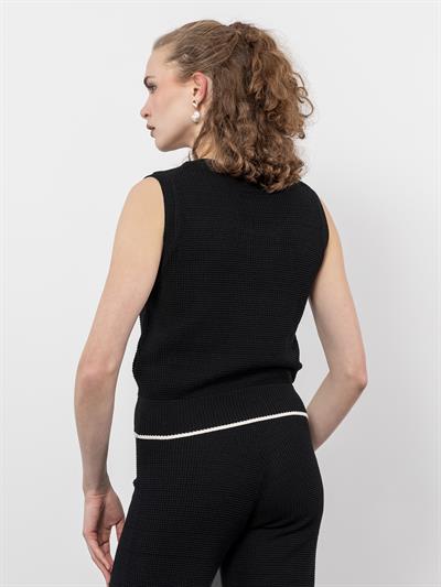 Текстурированная майка из смеси органического хлопка с металлизированными завязками и контрастными цветными деталями ATL9490SIYAH