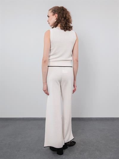 Текстурированная майка из смеси органического хлопка с металлизированными завязками и контрастными цветными деталями ATL9490KEMIK