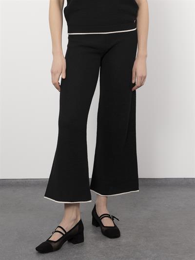 Текстурированные брюки-стринги из органического хлопка с контрастными цветными деталями PNT8764SIYAH