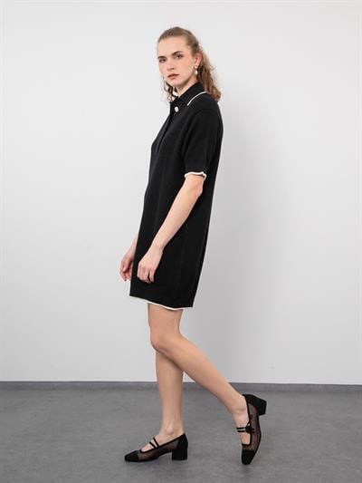 Текстурированное платье из смеси органического хлопка с воротником-поло, металлизированным шнурком и контрастными цветными деталями ELB9310SIYAH