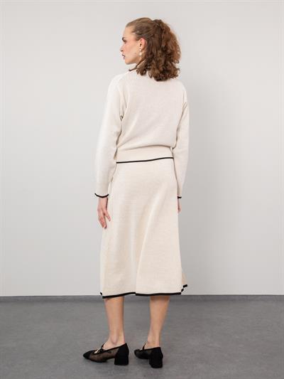 Кардиган из органической смеси хлопка с металлизированной застежкой и карманом контрастного цвета HRK9500KEMIK