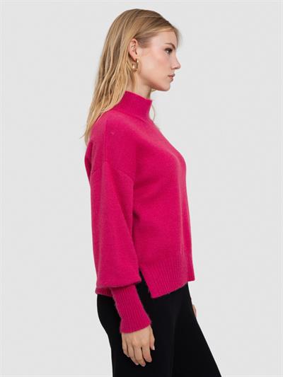 Текстурированный свитер со средним воротником из органического смесового материала. KZK7244FUŞYA