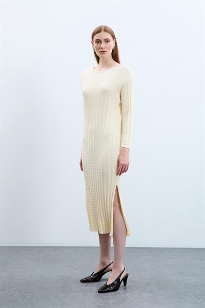 Платье из органического хлопка с разрезами и деталью на спине ELB10582KEMİK