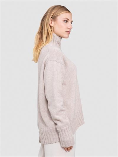 Свитер с воротником из смесовой орановой шерсти и хлопчатобумажной ткани. KZK8552BEJ